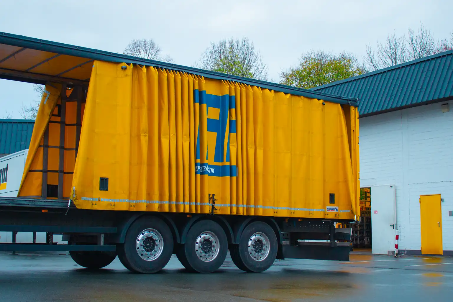 From Breakdown Report To Roadside Help - Commercial Truck Roadside Assistance