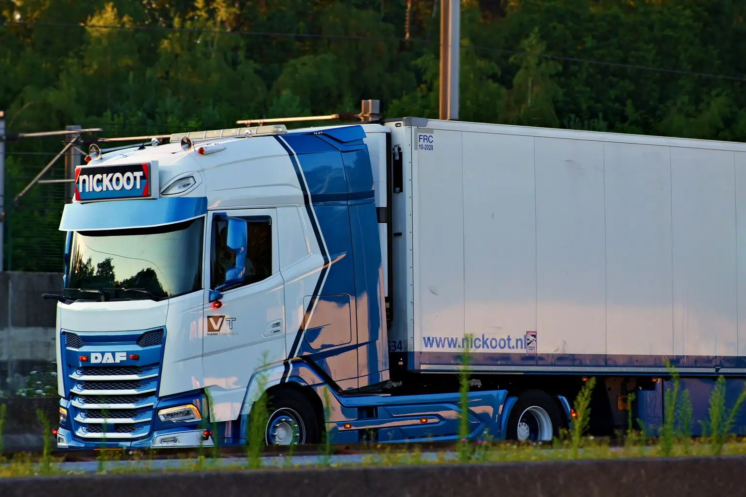 What Happened To Your Trailer Wheel? - Trailer Tire Repair