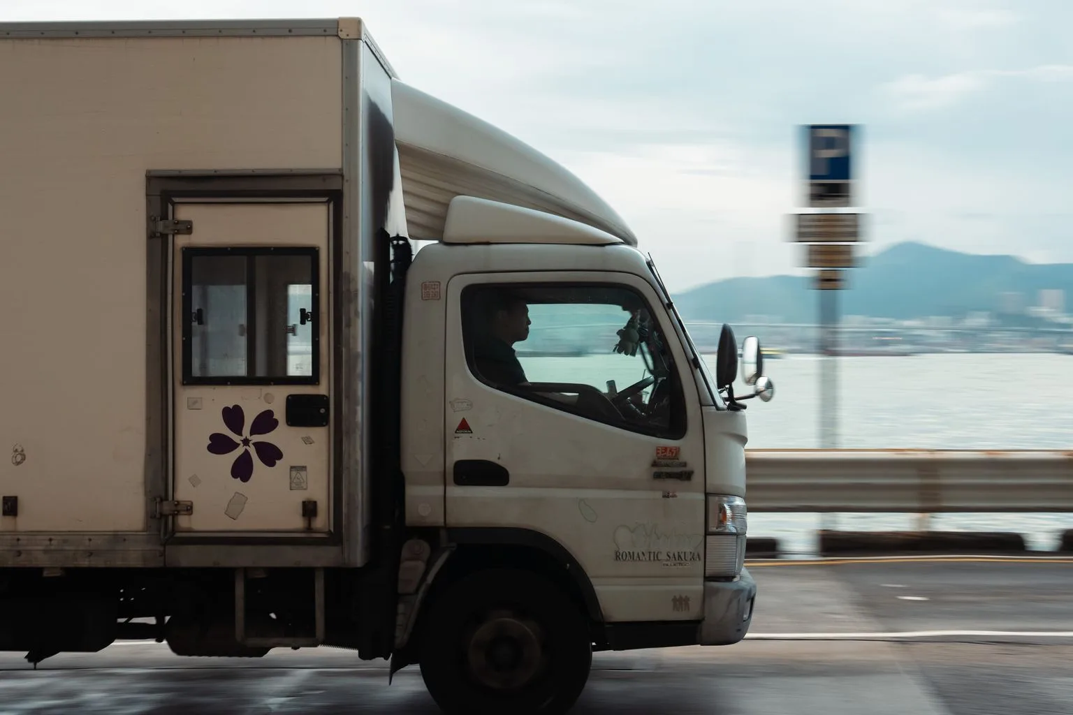 How Is Tire Replacement Work Evaluated? - Trailer Tire Replacement