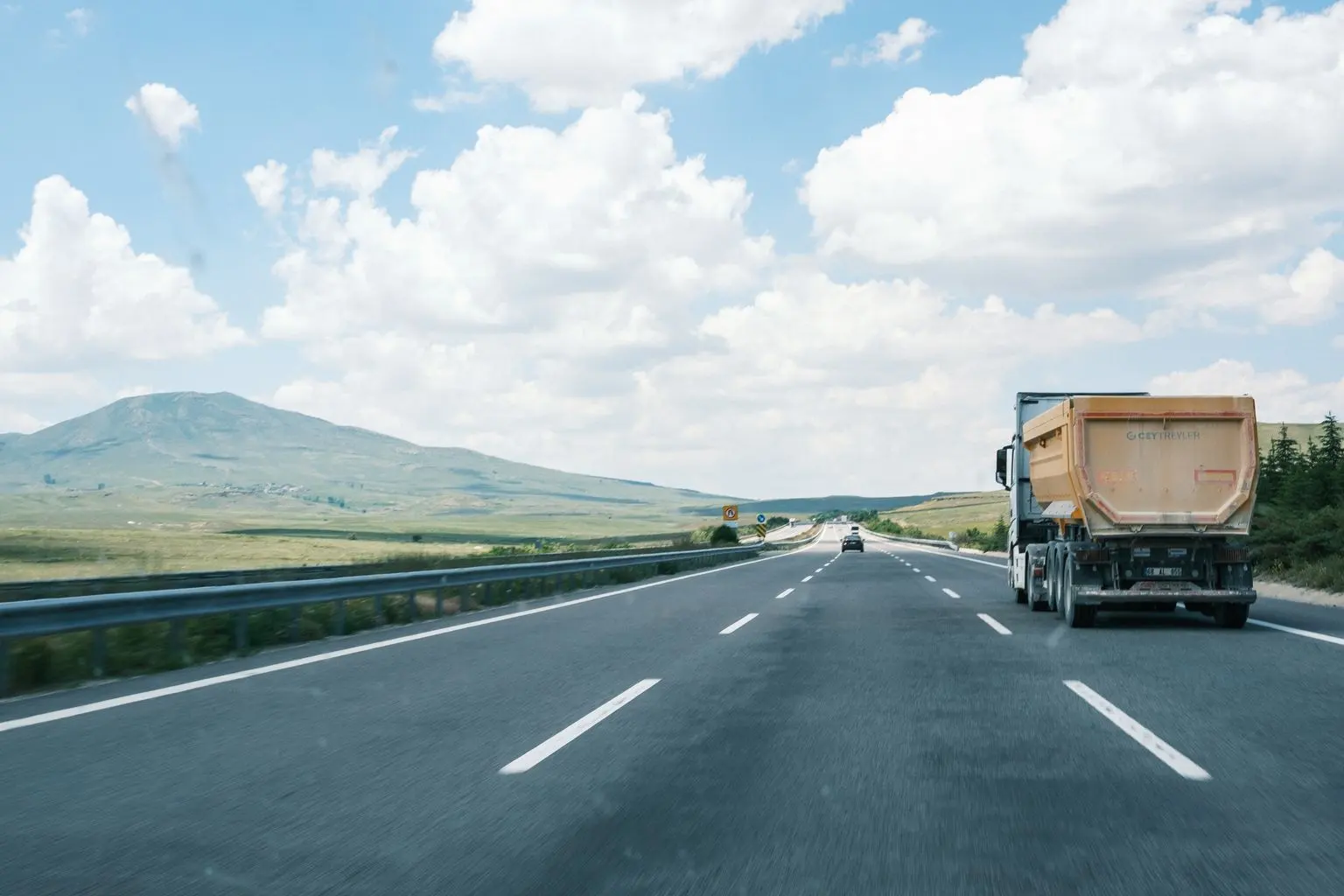 Four Conditions Can Drive Coolant Temperature Up - Truck Overheating Diagnosis