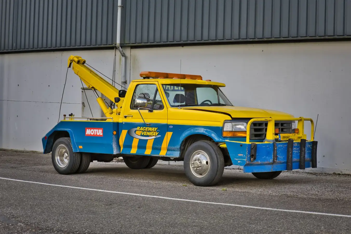 Roadside Assistance & Mobile Truck Repair - Truck Repair Services