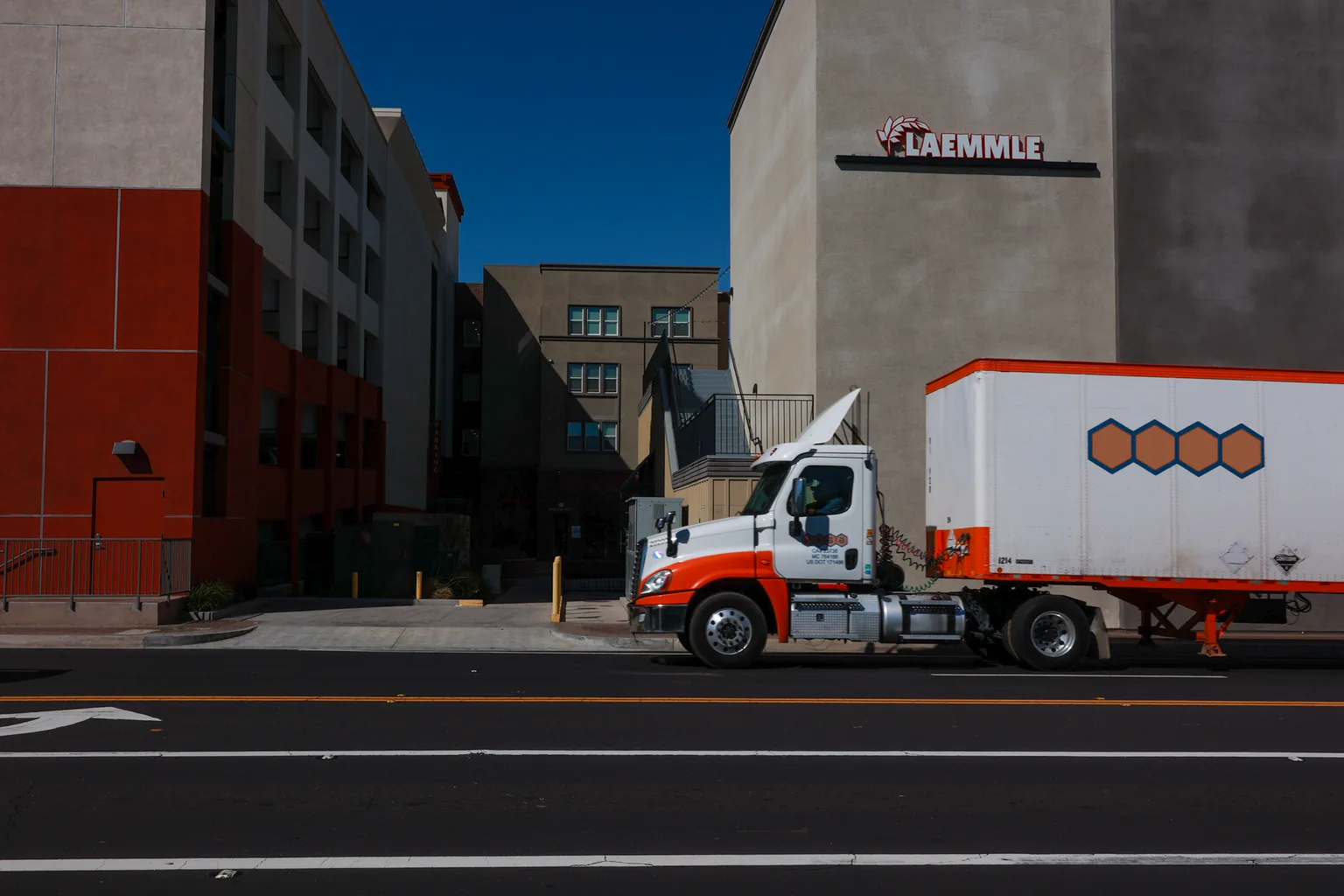 Flat Tire Repair - Truck Repair Services